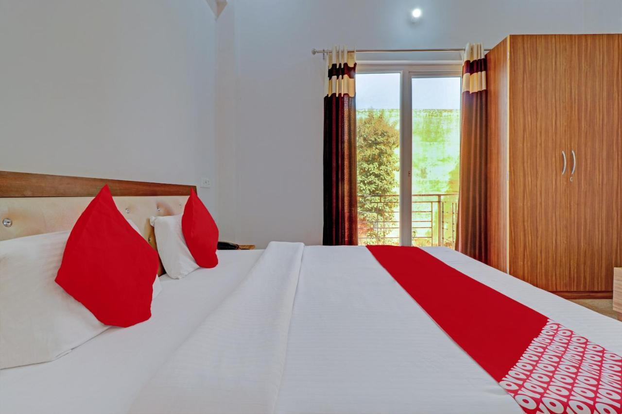 Oyo 72429 New Abhinandan Hotel Amroha Exterior foto