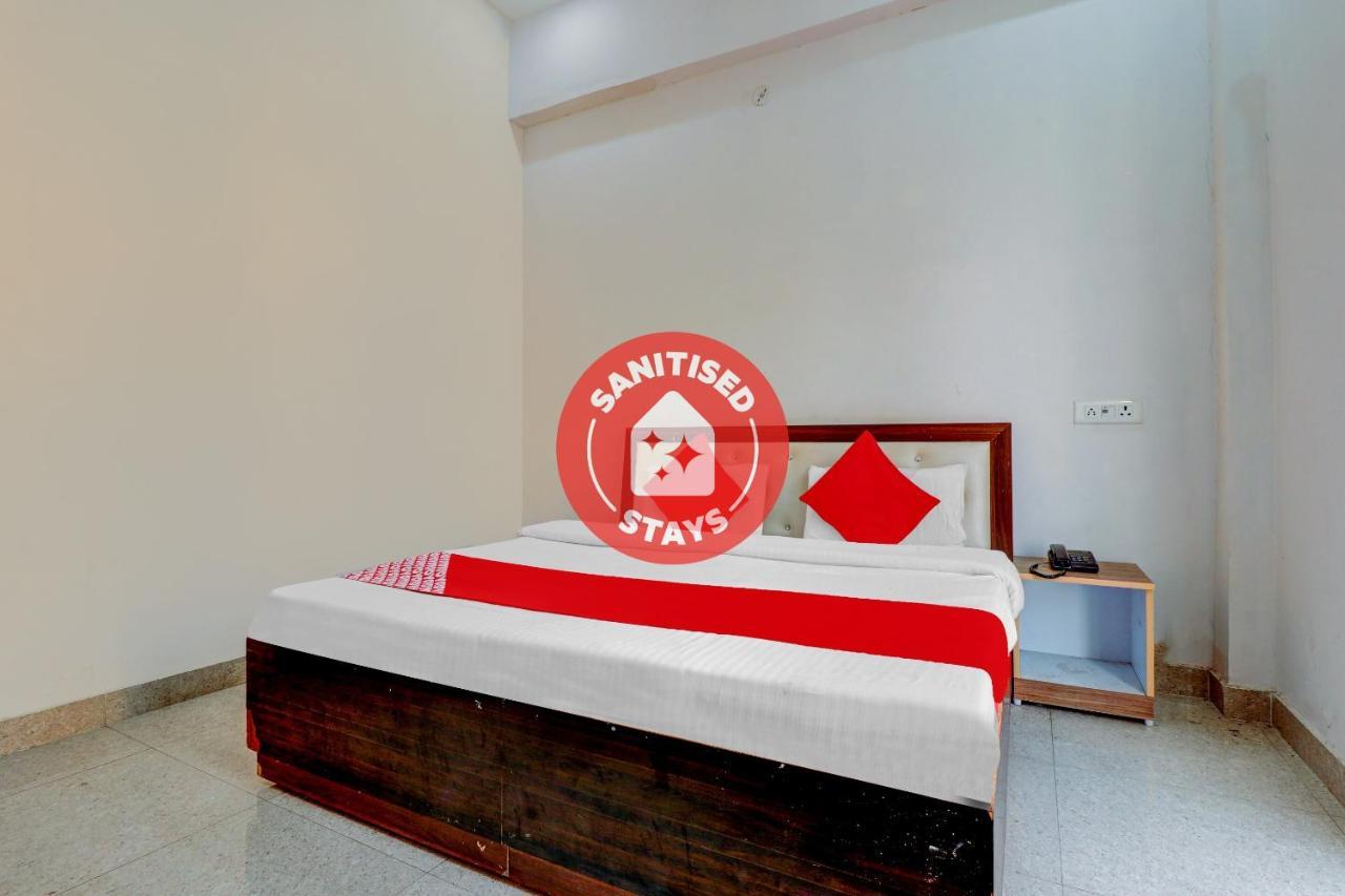 Oyo 72429 New Abhinandan Hotel Amroha Exterior foto